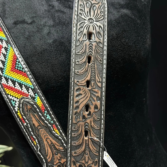Nocona Genuine Leather,tooled,beaded Aztec print western,silver removable buckle - Picture 3 of 11